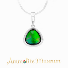 将图片加载到图库查看器，Sterling Silver Trilliant Ammolite Pendant
